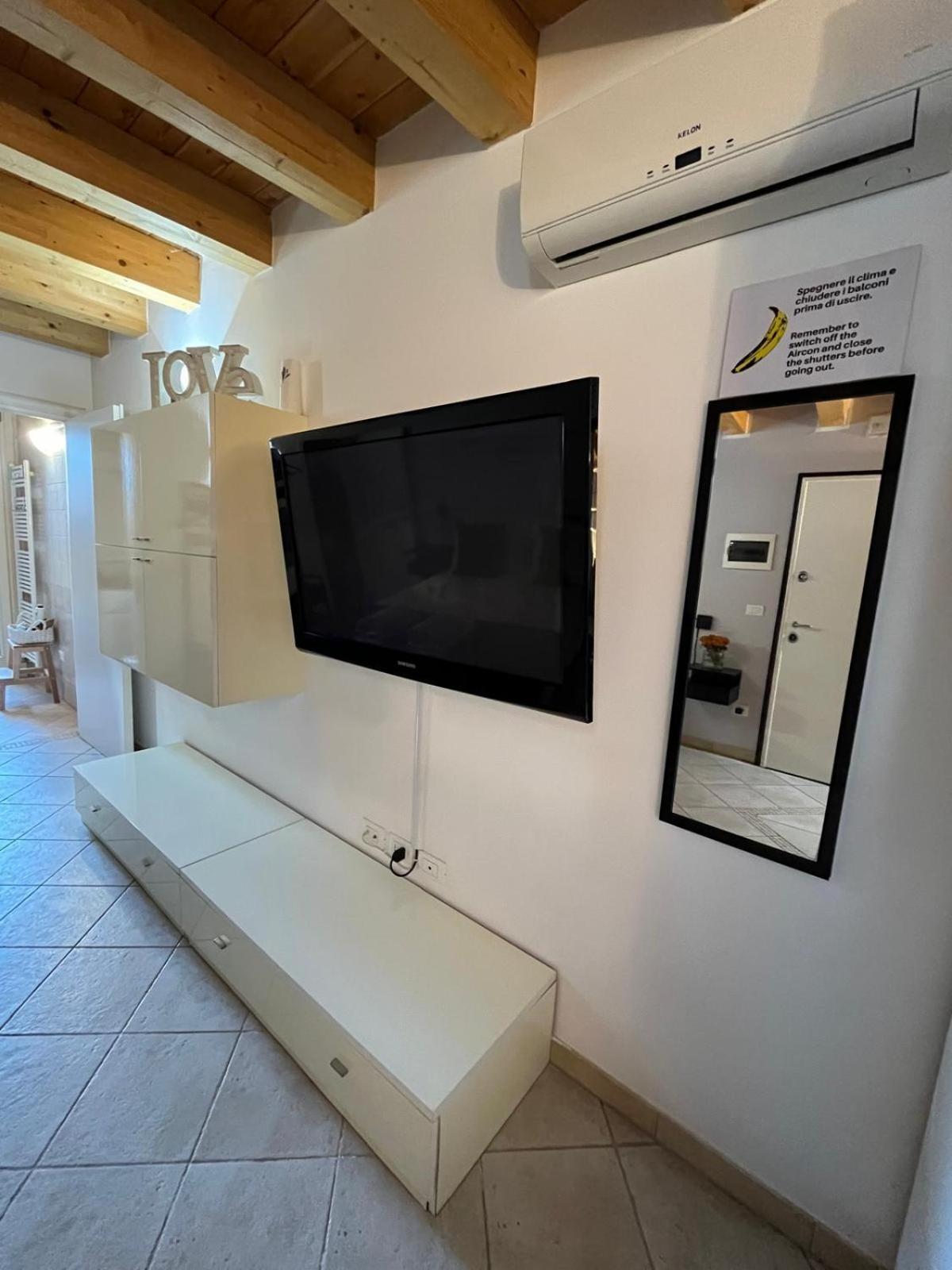 Adria Art Apartments 2 Esterno foto