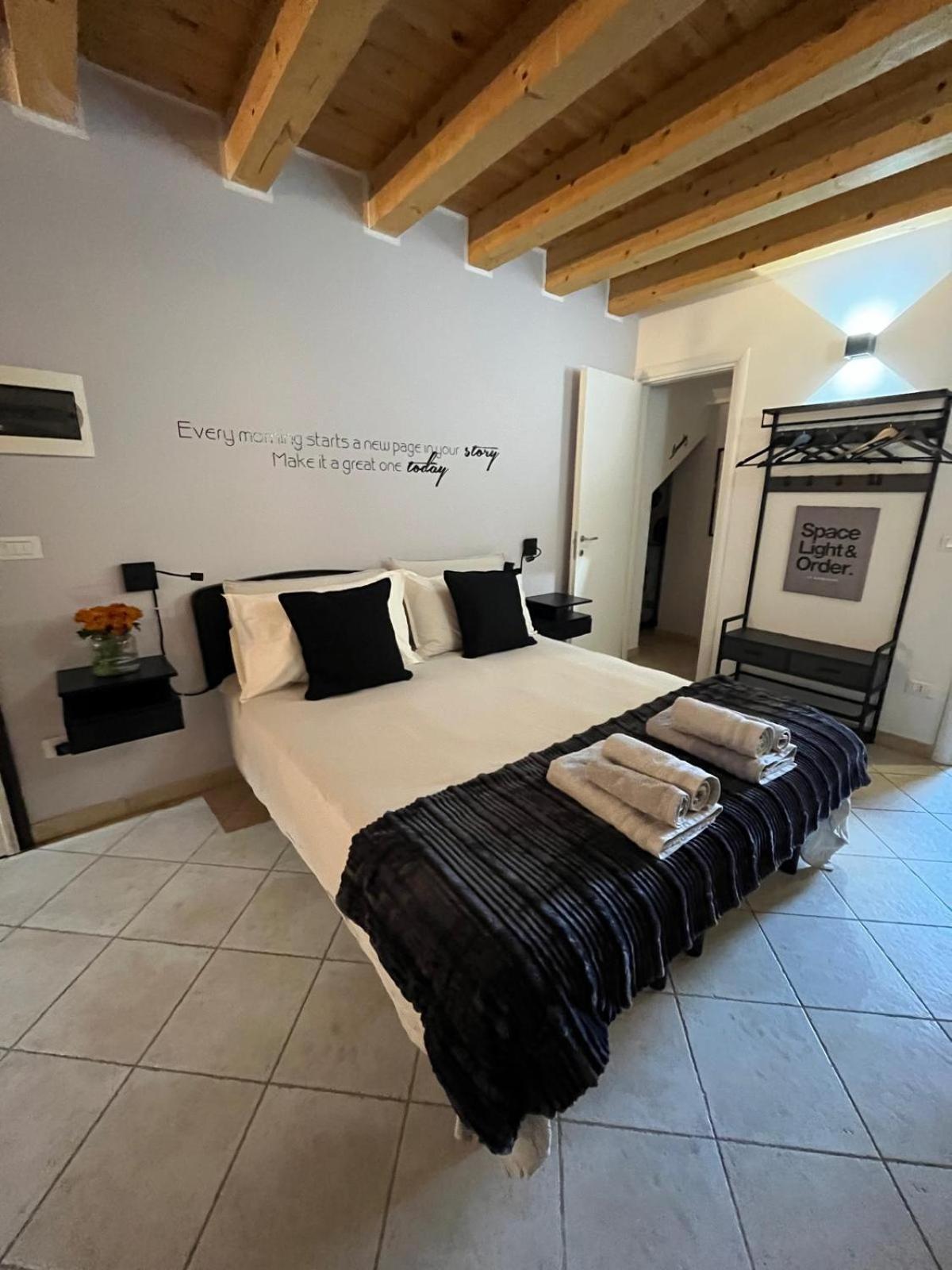 Adria Art Apartments 2 Esterno foto
